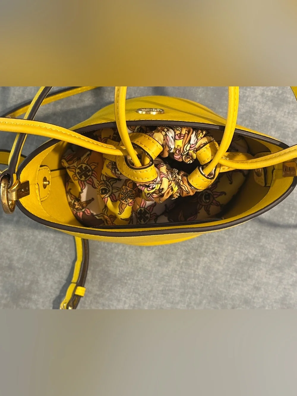 Tory Burch Robinson Mini Bucket Bag